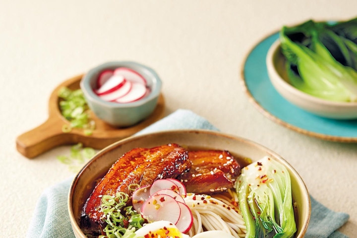 WU3025_IFSJapanPorkBellyRamenShot2_ID036141_k-61835_C7-2048x2048-1-e1784893681259.jpeg